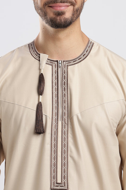 Fakhr Omani Oat Brown Thobe - Men